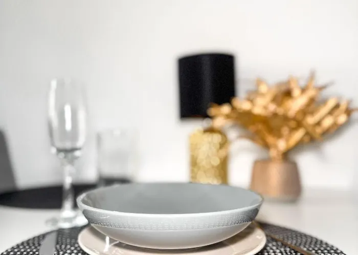 Luxury Design On Poznanska Street In The Center Of Appartement *