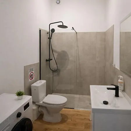 Luxury Design On Poznanska Street In The Center Of Varsovie