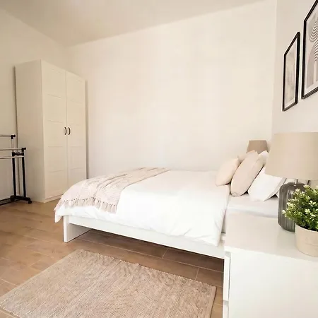 Luxury Design On Poznanska Street In The Center Of Apartman