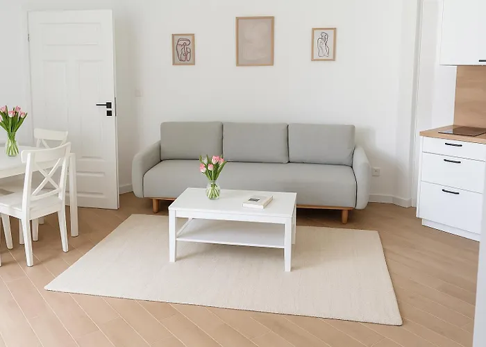 Luxury Design On Poznanska Street In The Center Of * Warschau