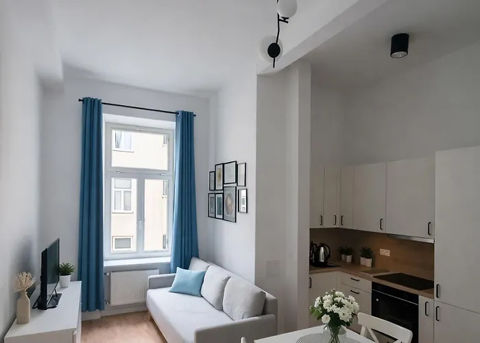 Luxury Design On Poznanska Street In The Center Of Warsaw