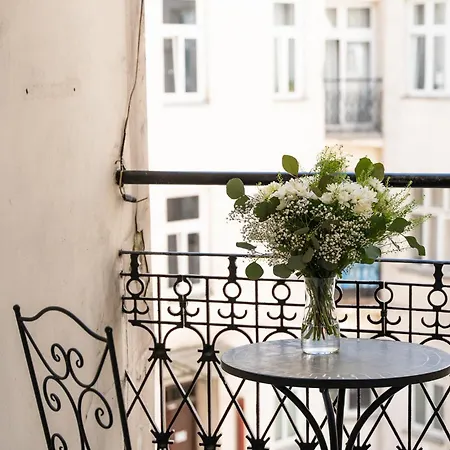 Apartament Luxury Design On Poznanska Street In The Center Of *