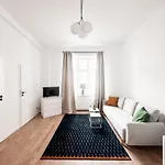 Luxury Design On Poznanska Street In The Center Of Апартаменты Варшава